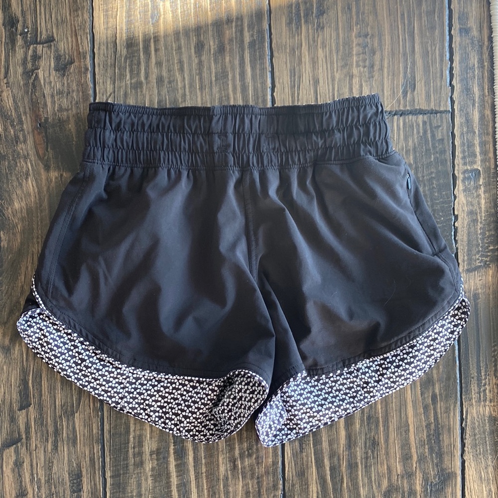Lululemon reversible shorts